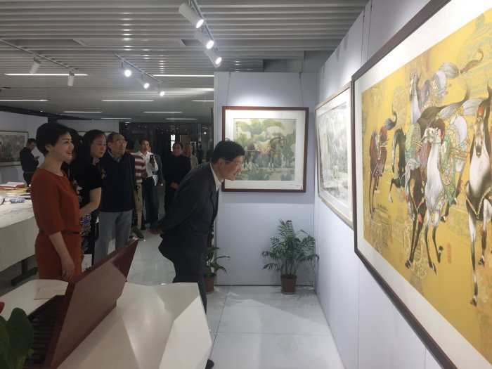 江苏中国画名家邀请展在南京墨润美术馆开幕